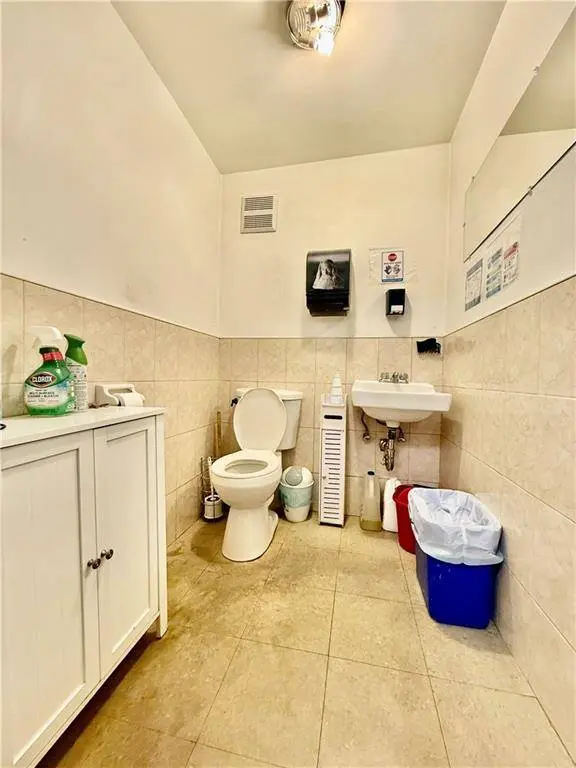 218 39th ST #2, Brooklyn, NY 11232