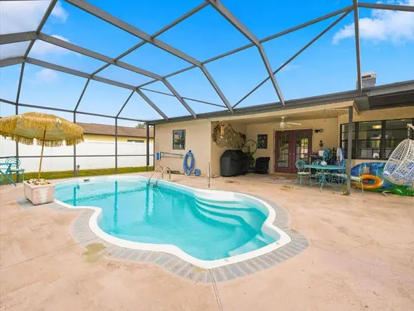 7022 ARBOR VIEW LN, New Port Richey, FL 34653