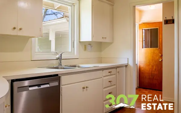 2704 Cowgill Rd, Cody, WY 82414