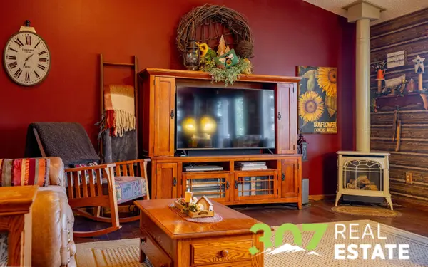2229 Greever St, Cody, WY 82414