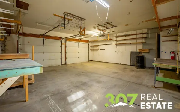 20 Casper Dr, Cody, WY 82414