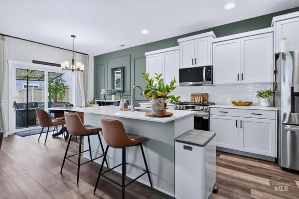 210 W Haniken St, Meridian, ID 83642