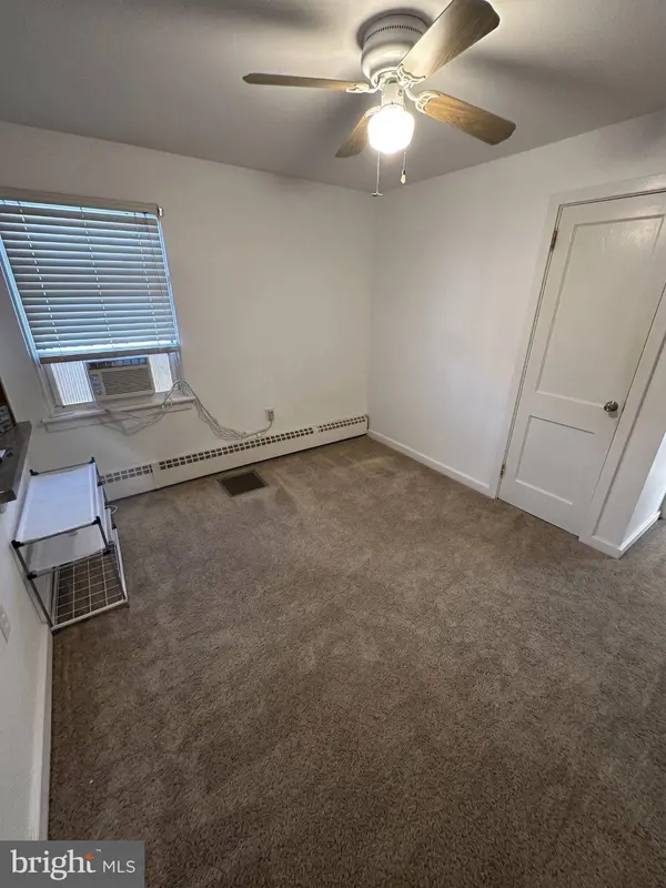 415 N PROGRESS AVE, Harrisburg, PA 17109