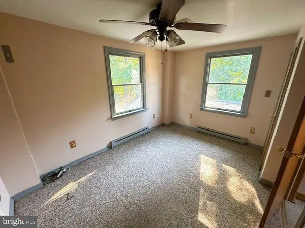 2952 CAPE HORN RD, Red Lion, PA 17356