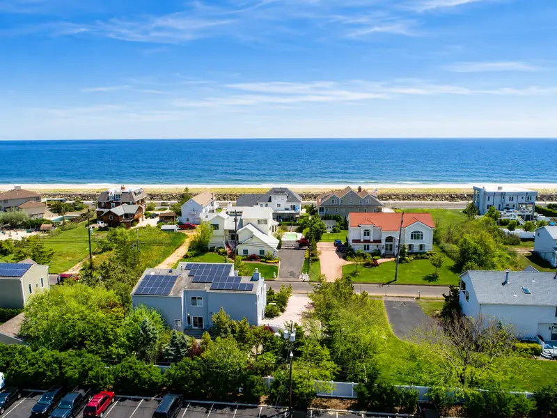 Monmouth Beach