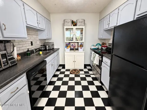 1 Scenic Drive #1012, Highlands, NJ 07732
