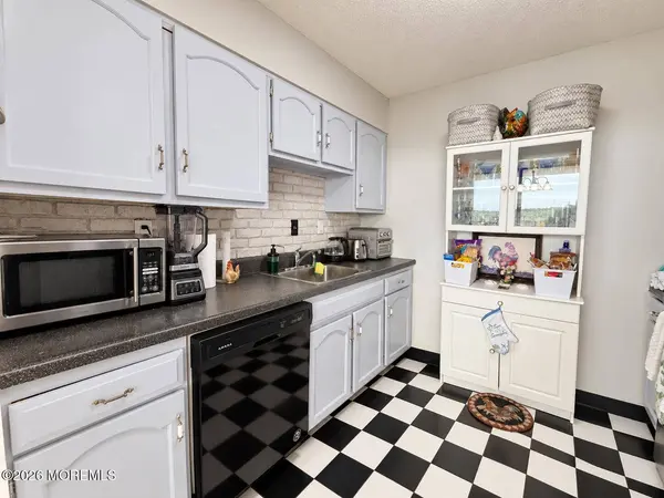 1 Scenic Drive #1012, Highlands, NJ 07732