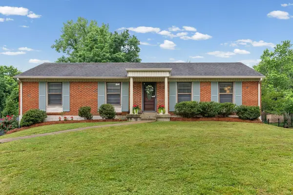 607 Elaine Dr