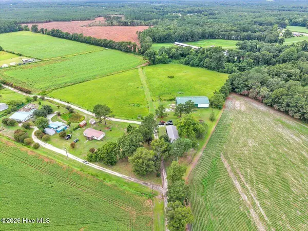 126 Sheri LN, Beulaville, NC 28518