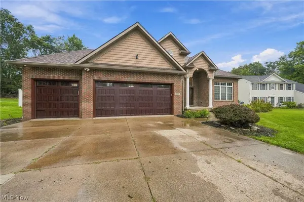 2807 Alexandria CT