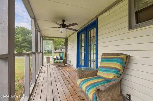 315 Glen Rd, Louisville, KY 40243