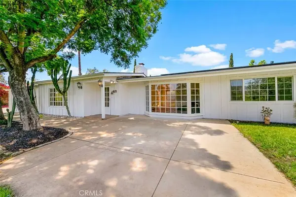 11525 Manzanita
