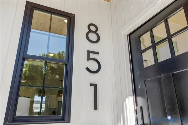 851 E Bank ST, Petersburg, VA 23803