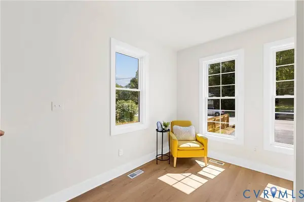 851 E Bank ST, Petersburg, VA 23803
