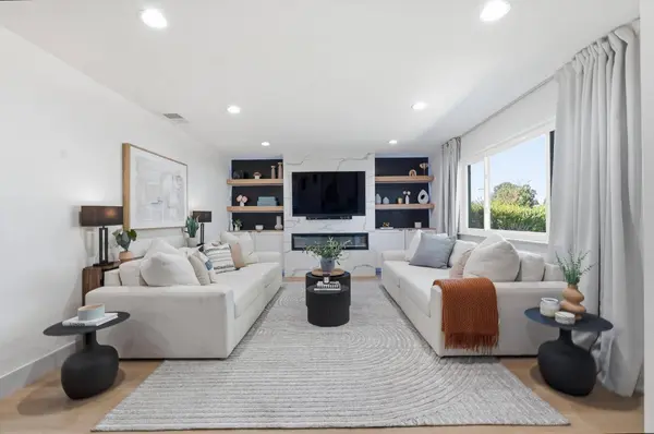 3340 Hartselle WAY, Sacramento, CA 95827