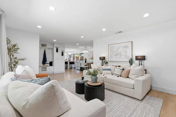 3340 Hartselle WAY, Sacramento, CA 95827