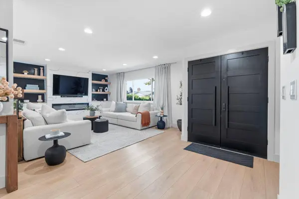 3340 Hartselle WAY, Sacramento, CA 95827