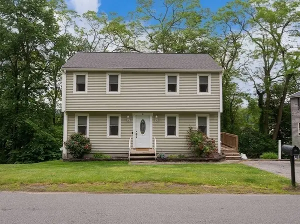 31 S Riverview St, Haverhill, MA 01835