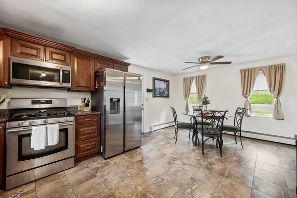 31 S Riverview St, Haverhill, MA 01835