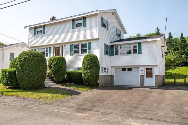 34 Buena Vista Ave, Salem, MA 01970