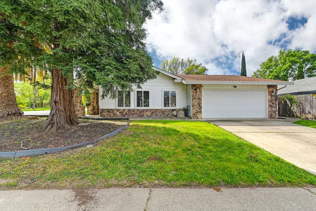 Roseville, CA 95661-4615,914 Oak Ridge Dr