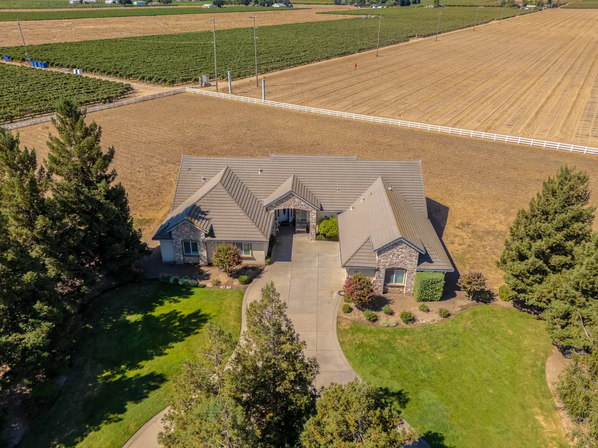 16551 Manor Lane, Lodi, CA 95240