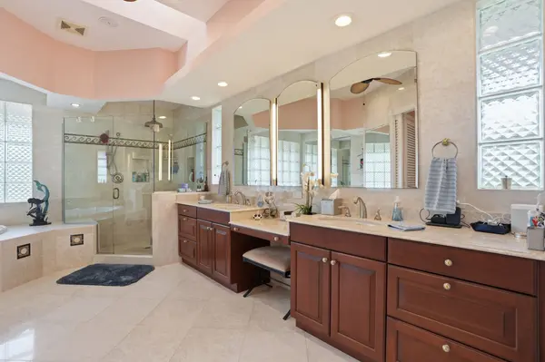 211 Kingfisher Drive, Captiva, FL 33924