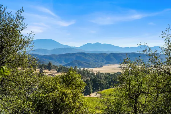 18921 Timber Point Road, Hidden Valley Lake, CA 95467