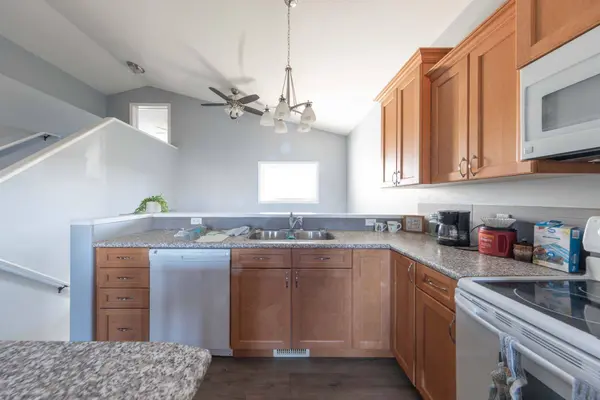 3908 41A AVE, Lloydminster, SK S9V0Z8