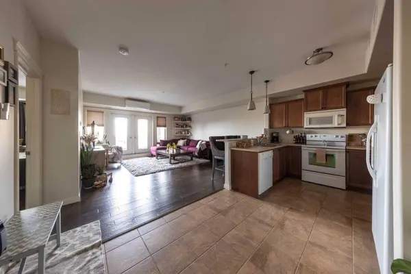 4102 69 AVE #211, Lloydminster, AB T9V2H9