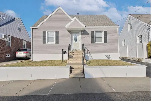 207 Lafayette AveLyndhurst, Nj 07071,