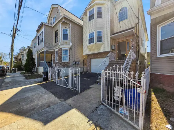 78 BEVERLEY ST, Newark, NJ 07108