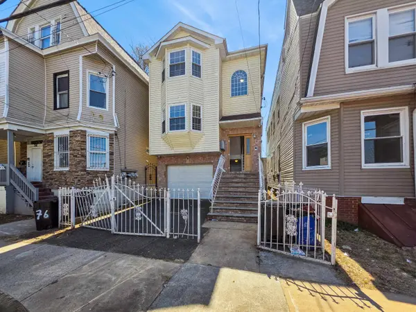 78 BEVERLEY ST, Newark, NJ 07108