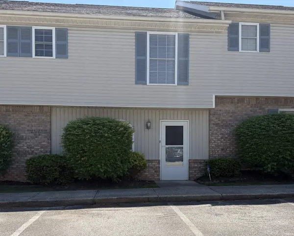770 E Sherwood Hills Drive, Bloomington, IN 47401-8186
