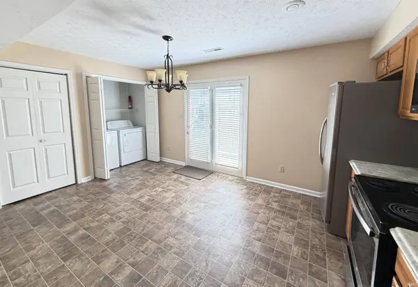 770 E Sherwood Hills Drive, Bloomington, IN 47401-8186