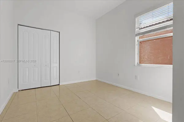 3954 NE 13th Dr, Homestead, FL 33033