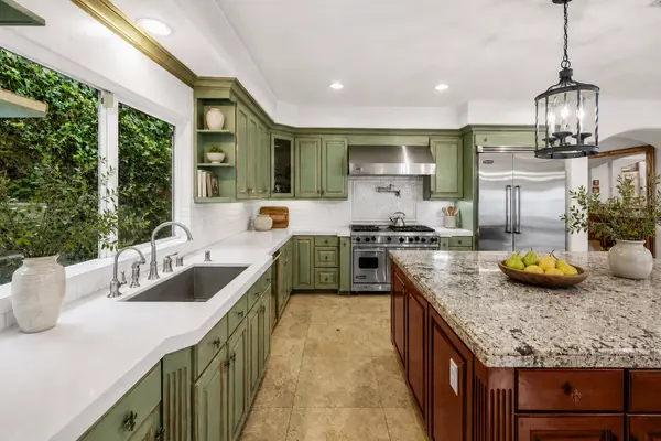 5419 Tampa Avenue, Los Angeles, CA 91356