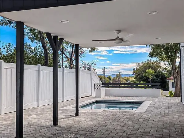 20500 Blairmoore ST, Chatsworth, CA 91311