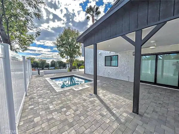 20500 Blairmoore ST, Chatsworth, CA 91311