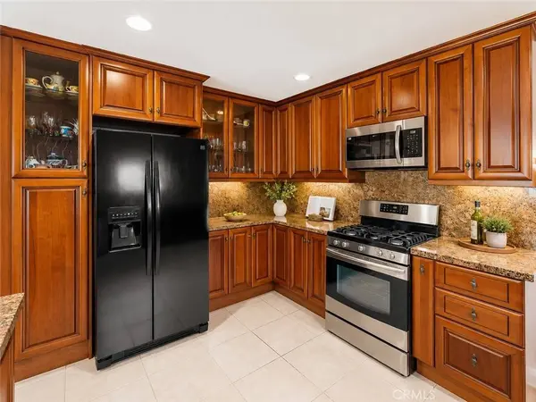 11138 Collett, Granada Hills, CA 91344