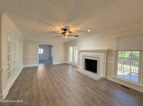 504 Winstead RD, Greenville, NC 27834