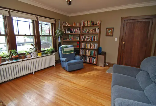 3917 Chicago Avenue, Minneapolis, MN 55407