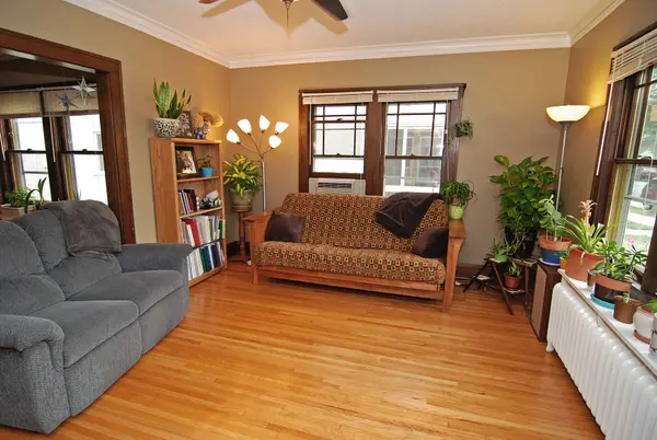 3917 Chicago Avenue, Minneapolis, MN 55407