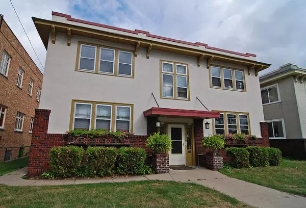 3917 Chicago Avenue, Minneapolis, MN 55407