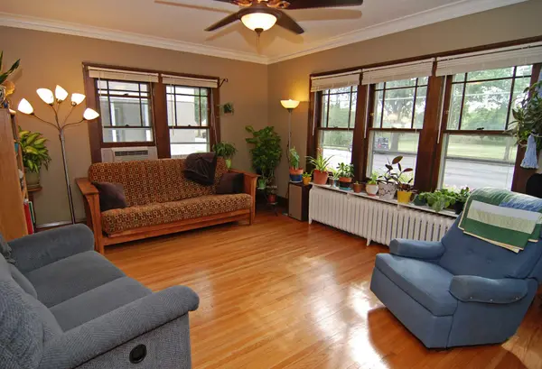 3917 Chicago Avenue, Minneapolis, MN 55407