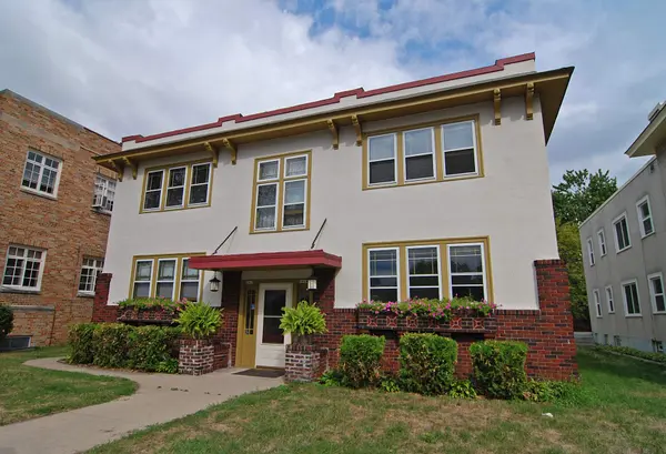 3917 Chicago Avenue, Minneapolis, MN 55407