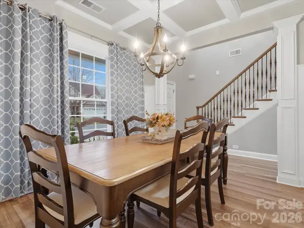 9414 Macquarie LN, Charlotte, NC 28227