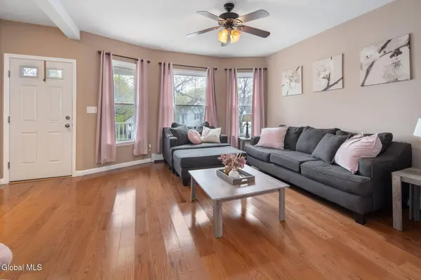 28 Pleasant Street, Voorheesville, NY 12186