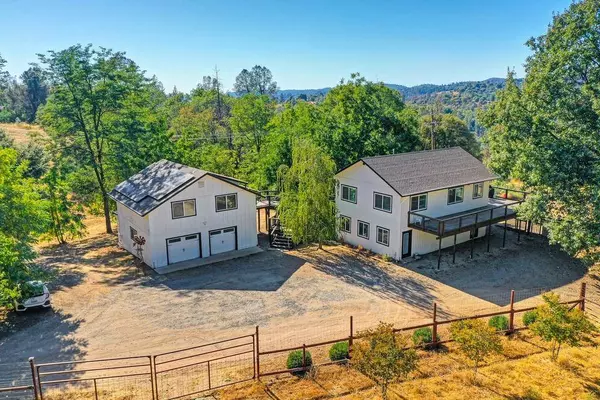 5205 Rooster LN, Somerset, CA 95684