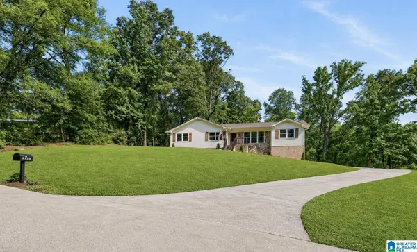 2520 SKYLAND DRIVE, Vestavia Hills, AL 35243